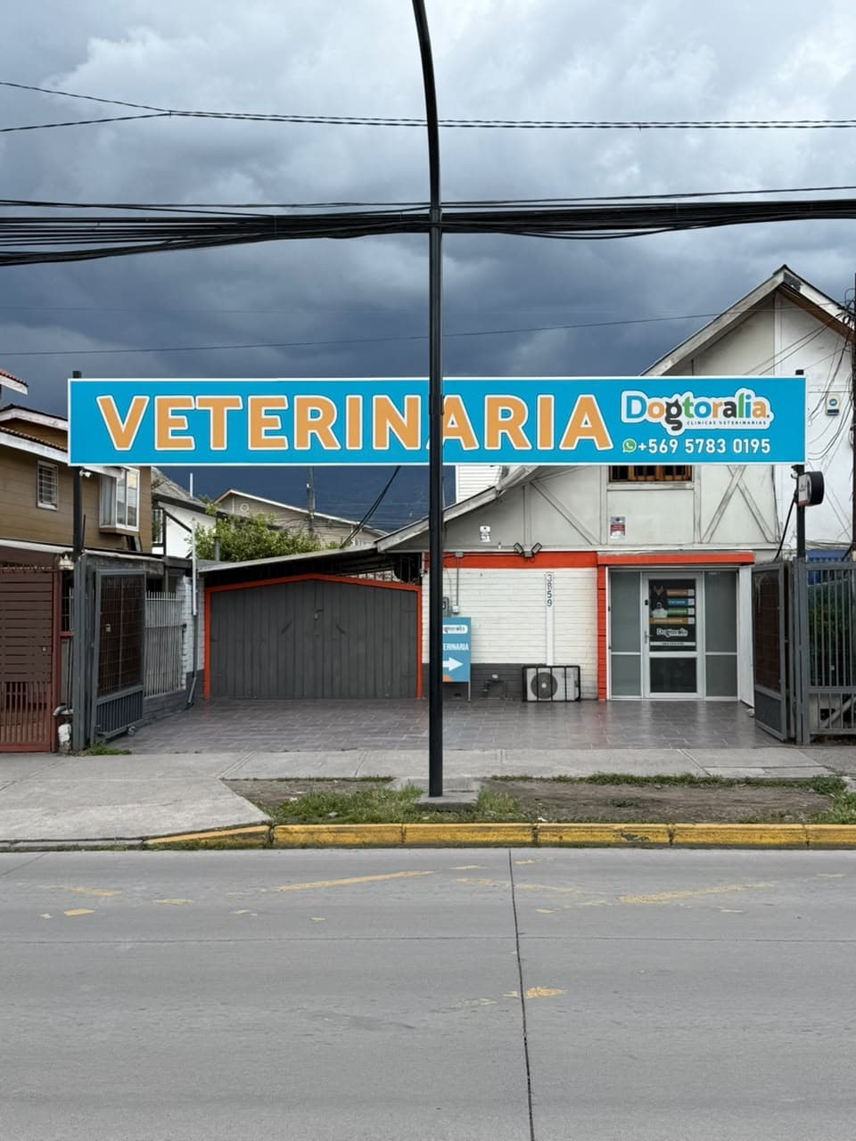 Fachada de la sede Puente Alto, Av. Concha y Toro 3859